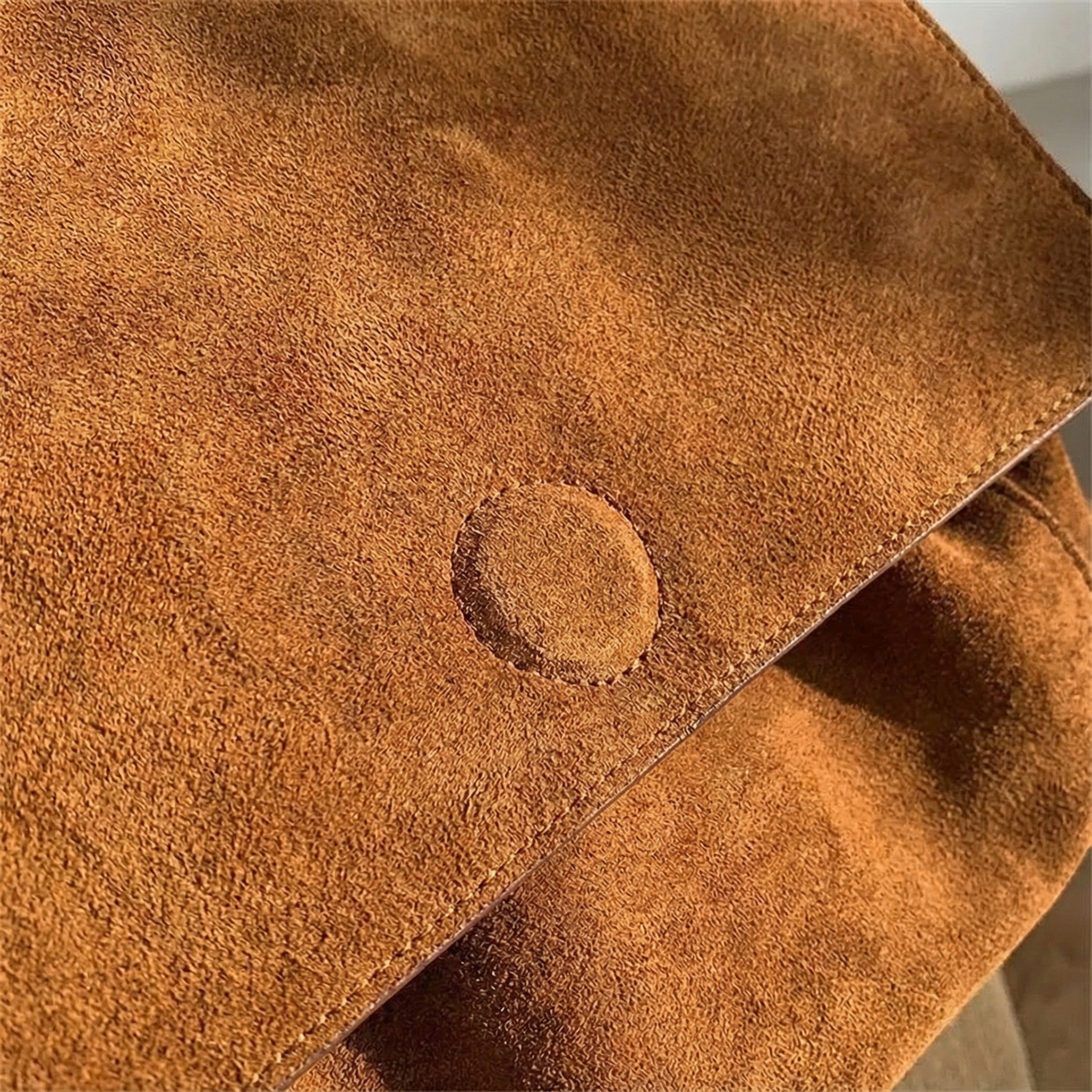 Lucette - Sac Bandoulière Suédine Vintage