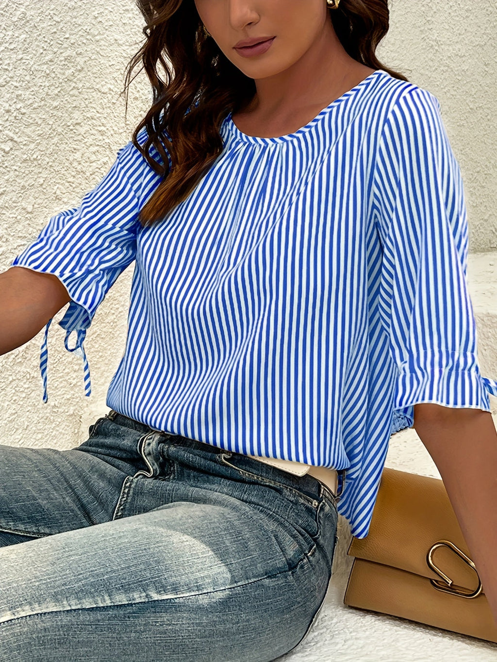 Savannah | Blouse élégante à rayures avec boutons décoratifs