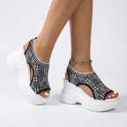 Rosé — Sandale plateforme strass urban chic audacieux