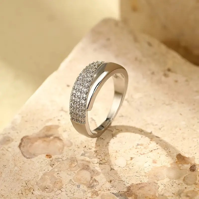 Luna | Sparkling Gold Ring (Buy 1, Get 1 Free)