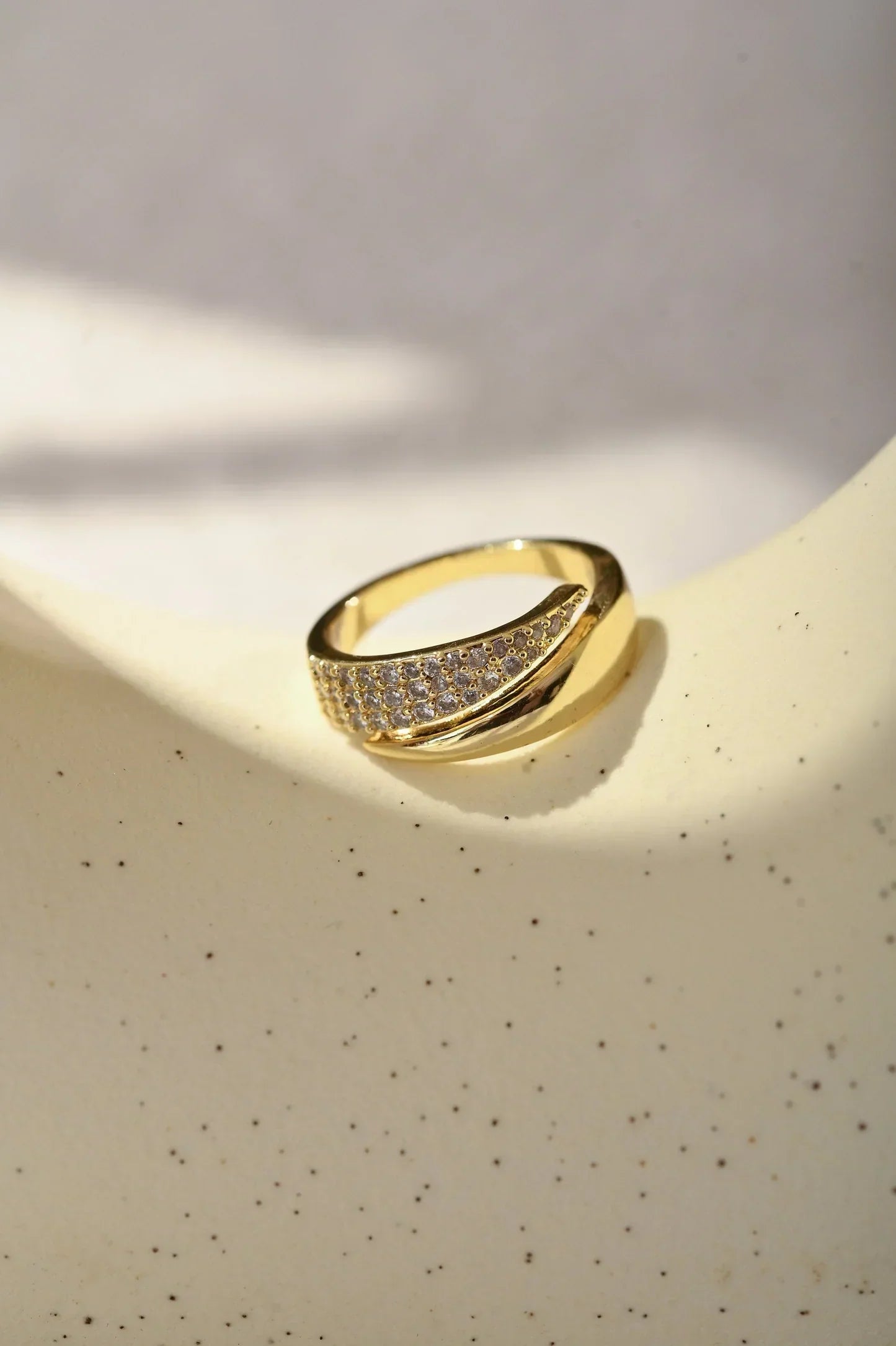 Luna | Sparkling Gold Ring (Buy 1, Get 1 Free)